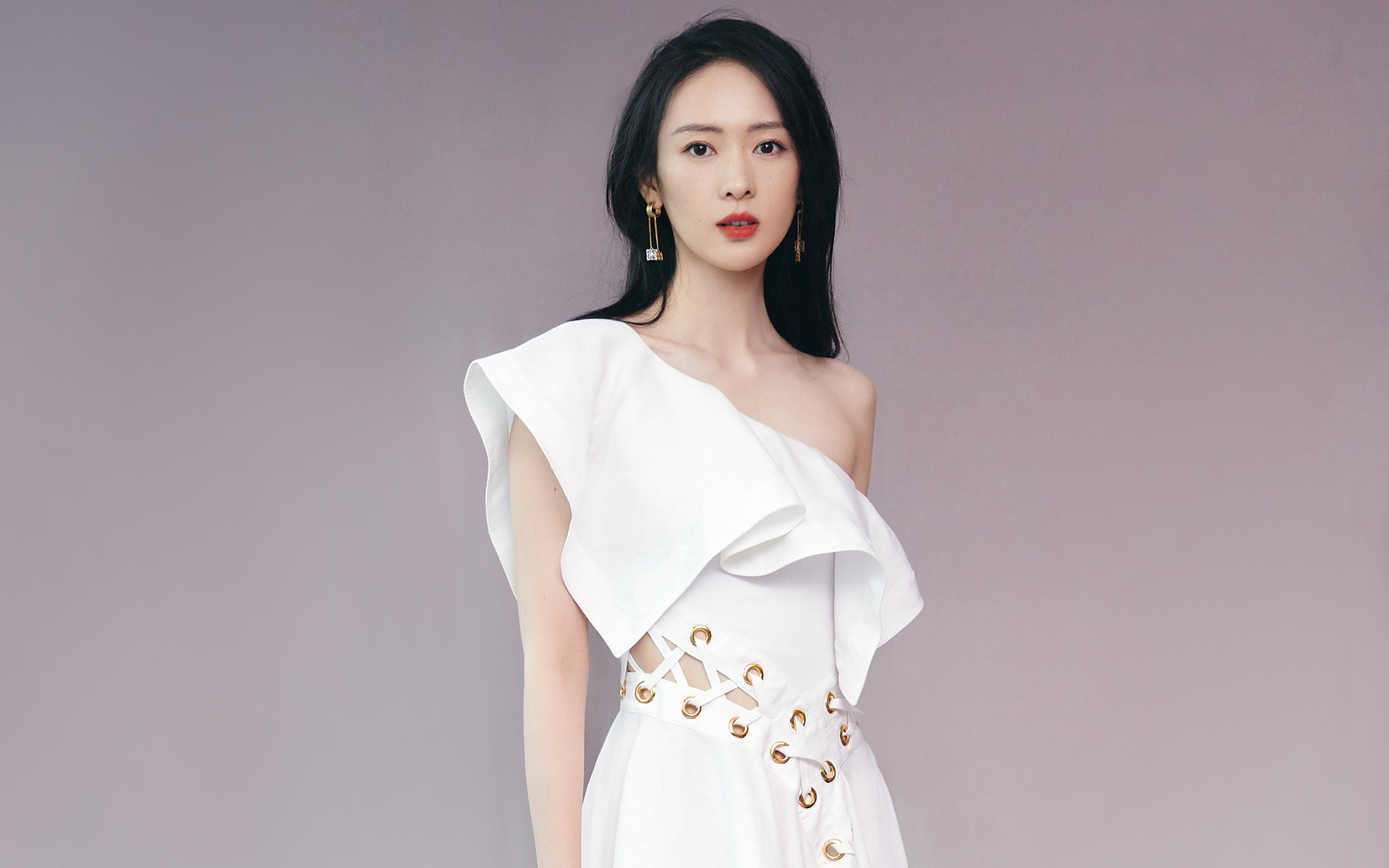 拜仁慕尼黑客场2-0战胜云达不莱梅,豪取七连胜,拜仁慕尼黑客场球衣2021